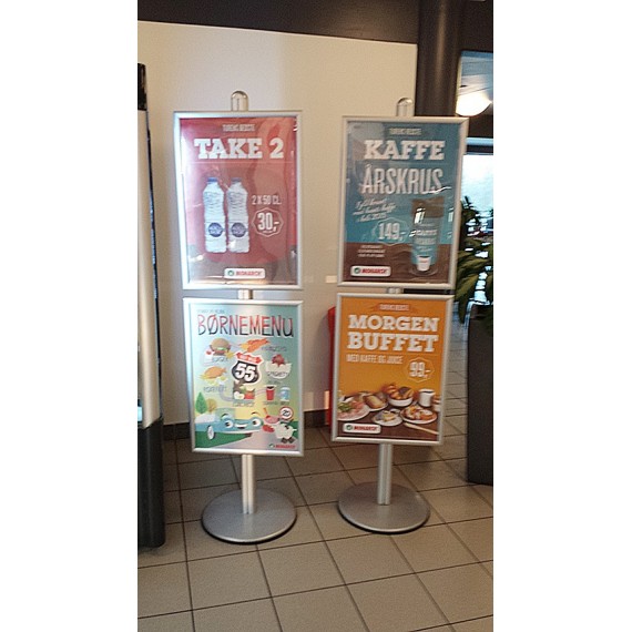 Få frem budskapet ditt ved hjelp av vårt reklamestativ