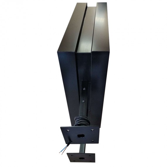 Tosidig Led-lyskilt har gode solide veggfester.