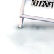 Gatebukken til 70x100 plakater har kortere bein enn den til 50x70 plakater.