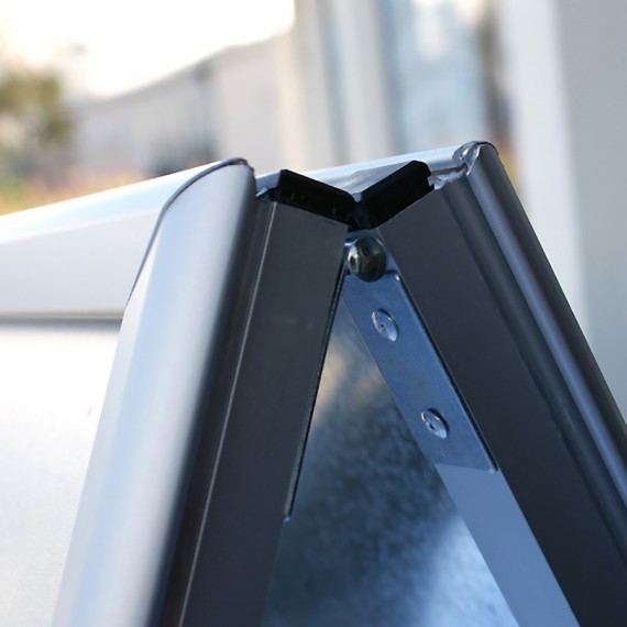 Billig gatebukk aluminium, detaljbilde av ramme