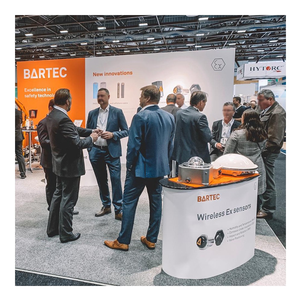 BARTEC Technor AS, stort sammenleggbart messebord i bruk på stand OTD (messe innen offshore og energimarked).