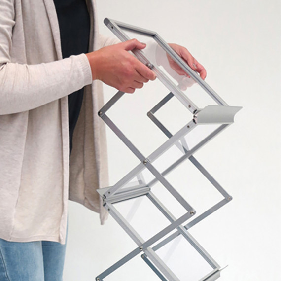 Brosjyrestativ, brosjyreholder, transportabelt, sammenleggbart, lett.