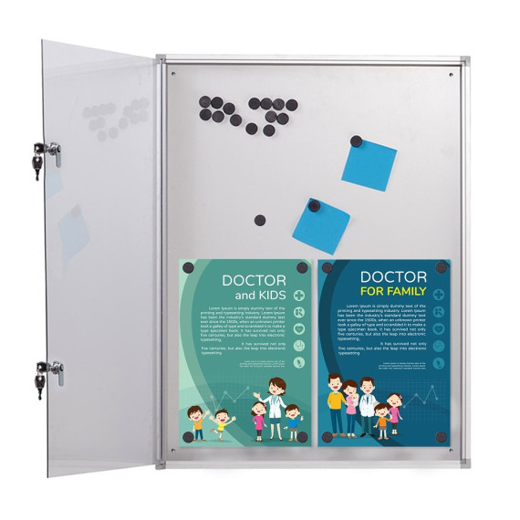 Oppslagstavle for utebruk med whiteboard og magnet